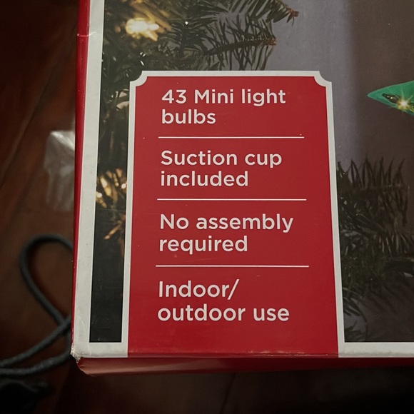 1lighted Christmas Tree 2 lighted Christmas tree no assembly required - Picture 4 of 4